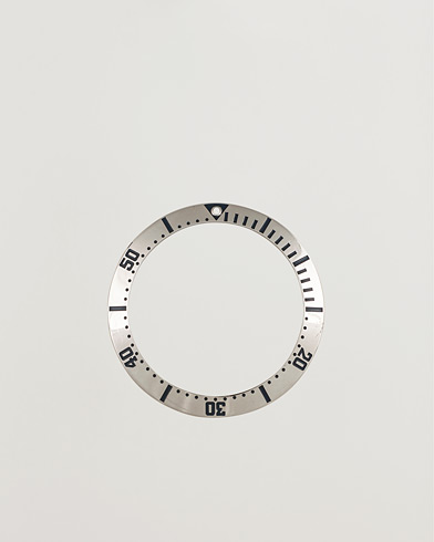 Omega Pre-Owned Omega 300M BEZEL – Argent