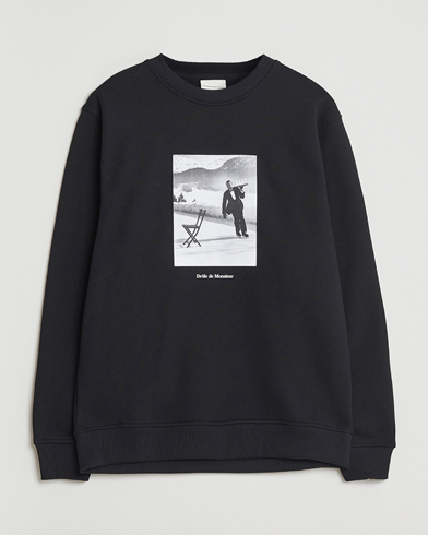 Drôle de Monsieur Ice Skating Waiter Sweatshirt Black – Noir