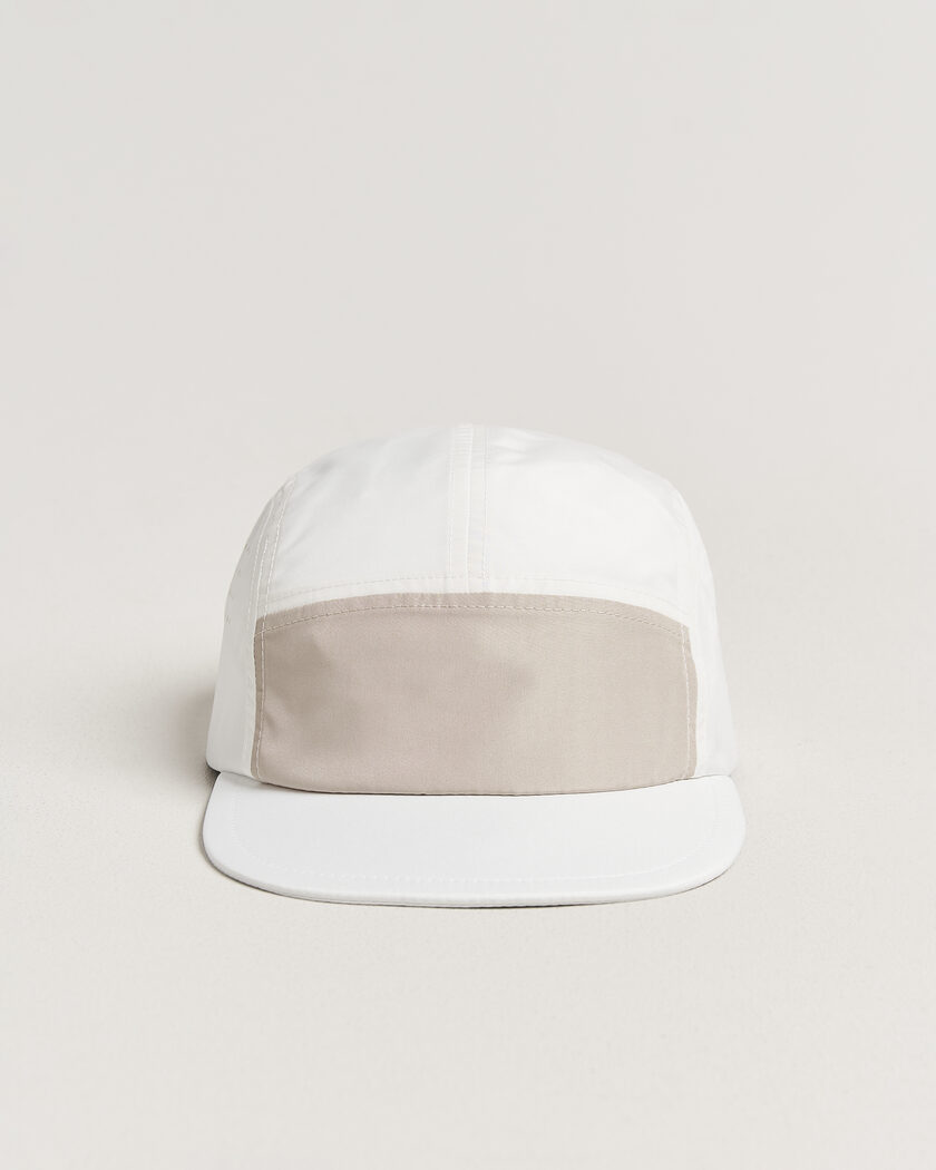 Peak Performance Lightweight Cap White/Sand Fog – Blanc