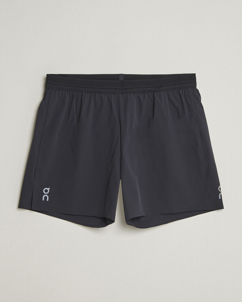 On 5 Inch Performance Shorts Black – Noir