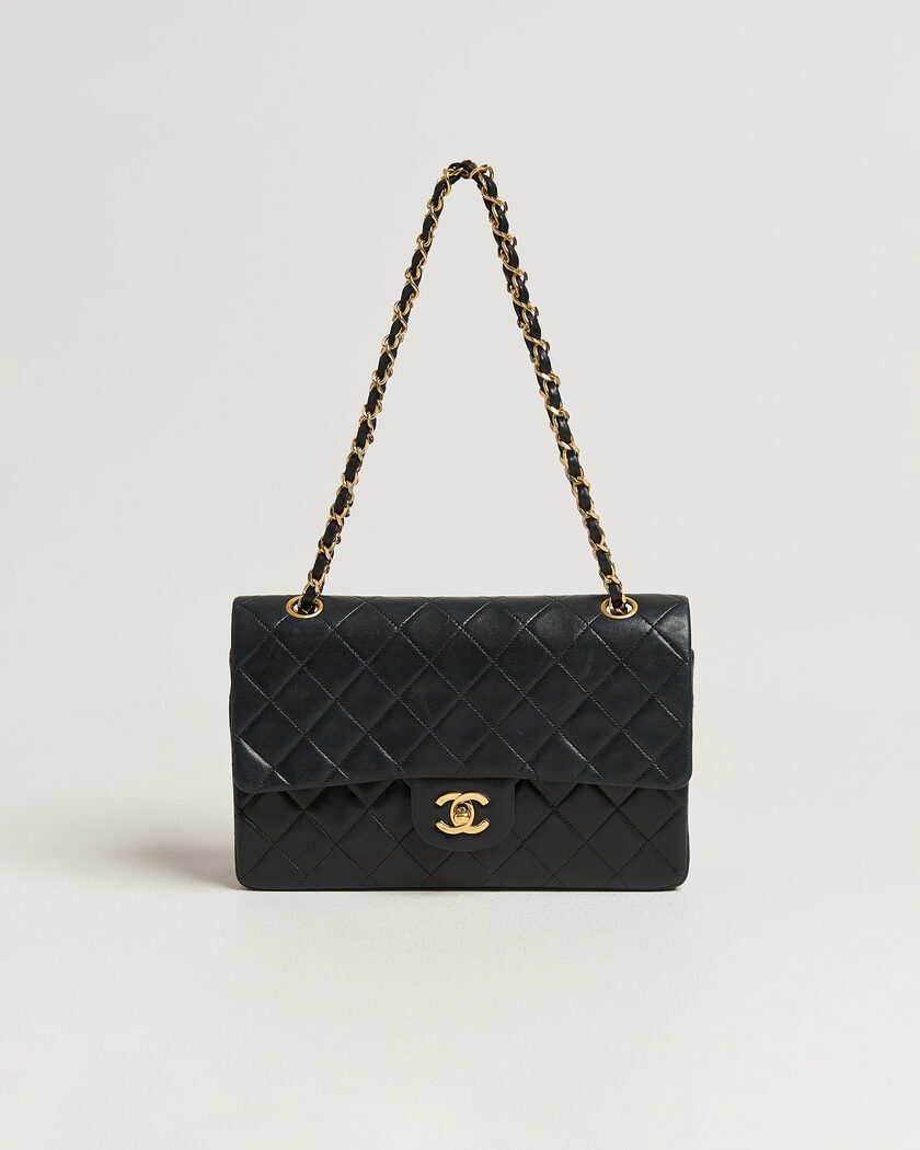 Chanel Pre-Owned Classic Medium Double Flap Bag Lambskin Black – Noir