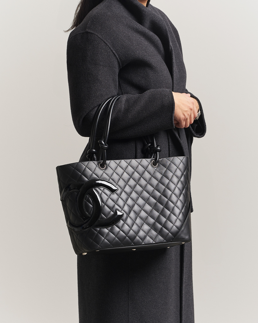 Homme | Chanel Pre-Owned Cambon Ligne Tote Bag Medium Black | Chanel Pre-Owned | Cambon Ligne Tote Bag Medium Black