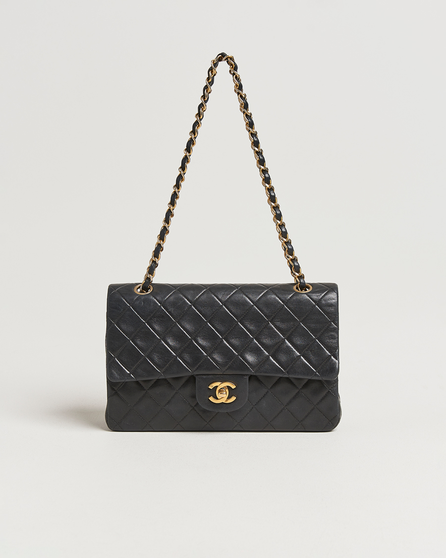 Homme | Chanel Pre-Owned Classic Double Flap Medium Lambskin Black | Chanel Pre-Owned | Classic Double Flap Medium Lambskin Black