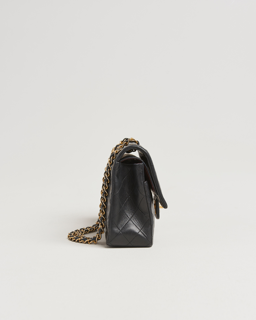 Homme | Chanel Pre-Owned Classic Double Flap Medium Lambskin Black | Chanel Pre-Owned | Classic Double Flap Medium Lambskin Black