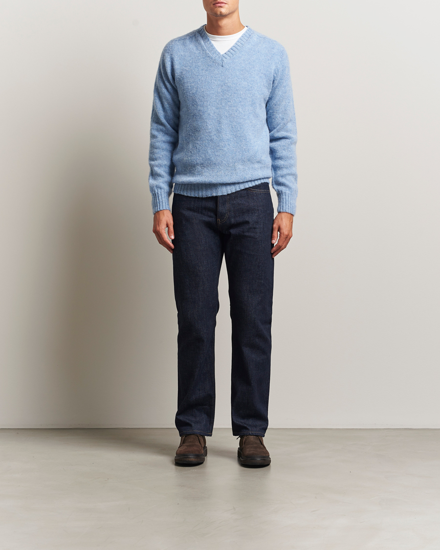 Homme | Pulls Et Tricots | Harley Of Scotland for Care of Carl | Harley Of Scotland Brushed Supersoft Lambswool V-Neck Light Blue