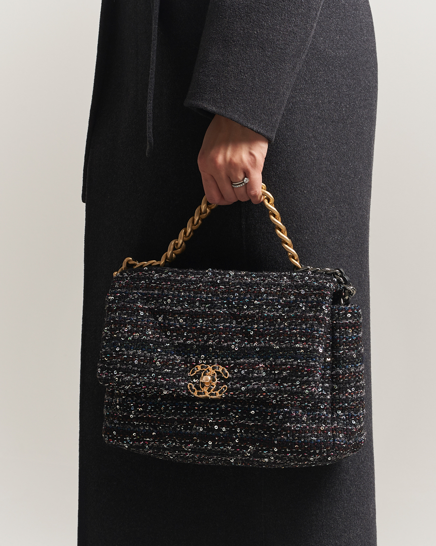 Homme | Chanel Pre-Owned Chanel 19 Sequins Large Handbag Black | Chanel Pre-Owned | Chanel 19 Sequins Large Handbag Black