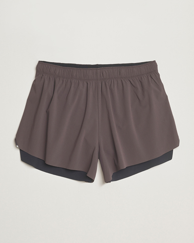 SOAR Running Hot Weather Short Shale/Black – Marron
