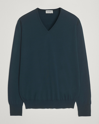 John Smedley Bobby Extra Fine Merino V-Neck Pullover Richardson Green – Vert