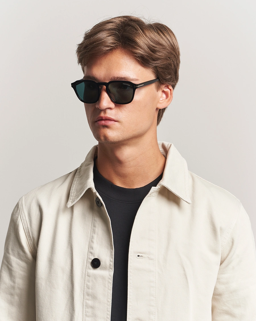 Homme | Lunettes De Soleil | Tom Ford | Avery Sunglasses Shiny Black/Blue