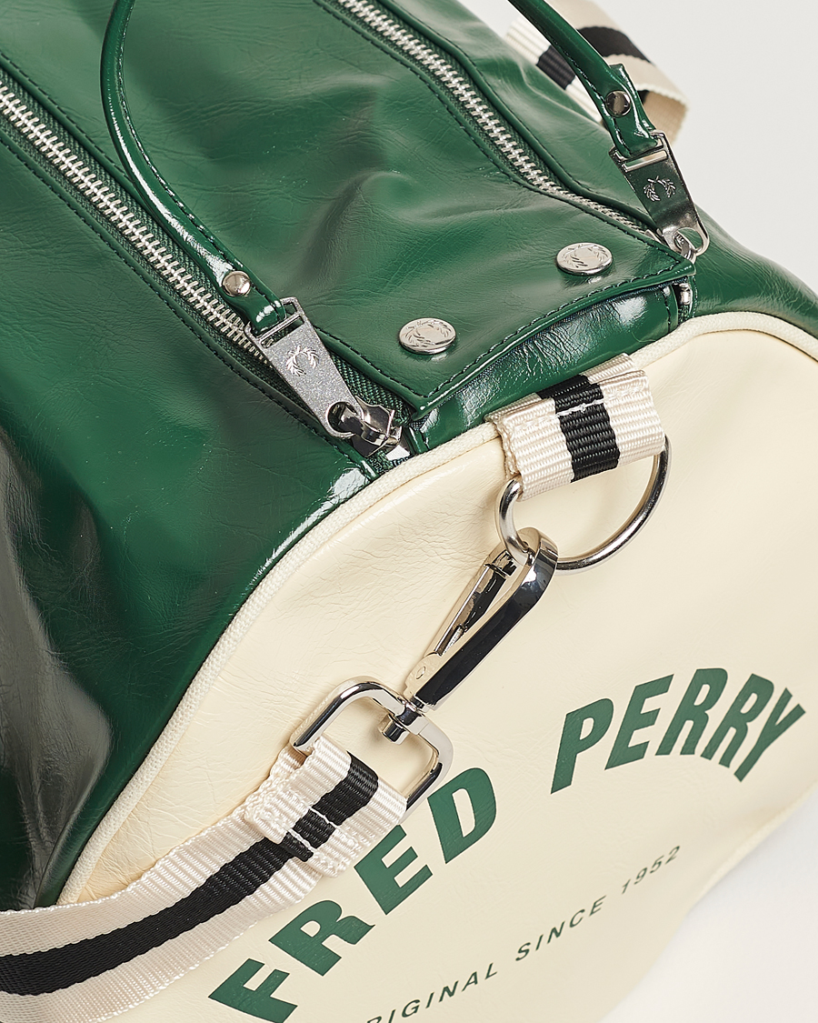 Homme | Fred Perry Classic Barrel Bag Tartan Green | Fred Perry | Classic Barrel Bag Tartan Green