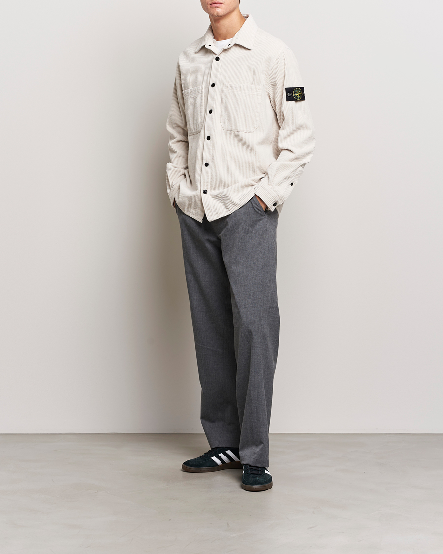 Homme | Chemises | Stone Island | Garment Dyed Corduroy Overshirt Plaster