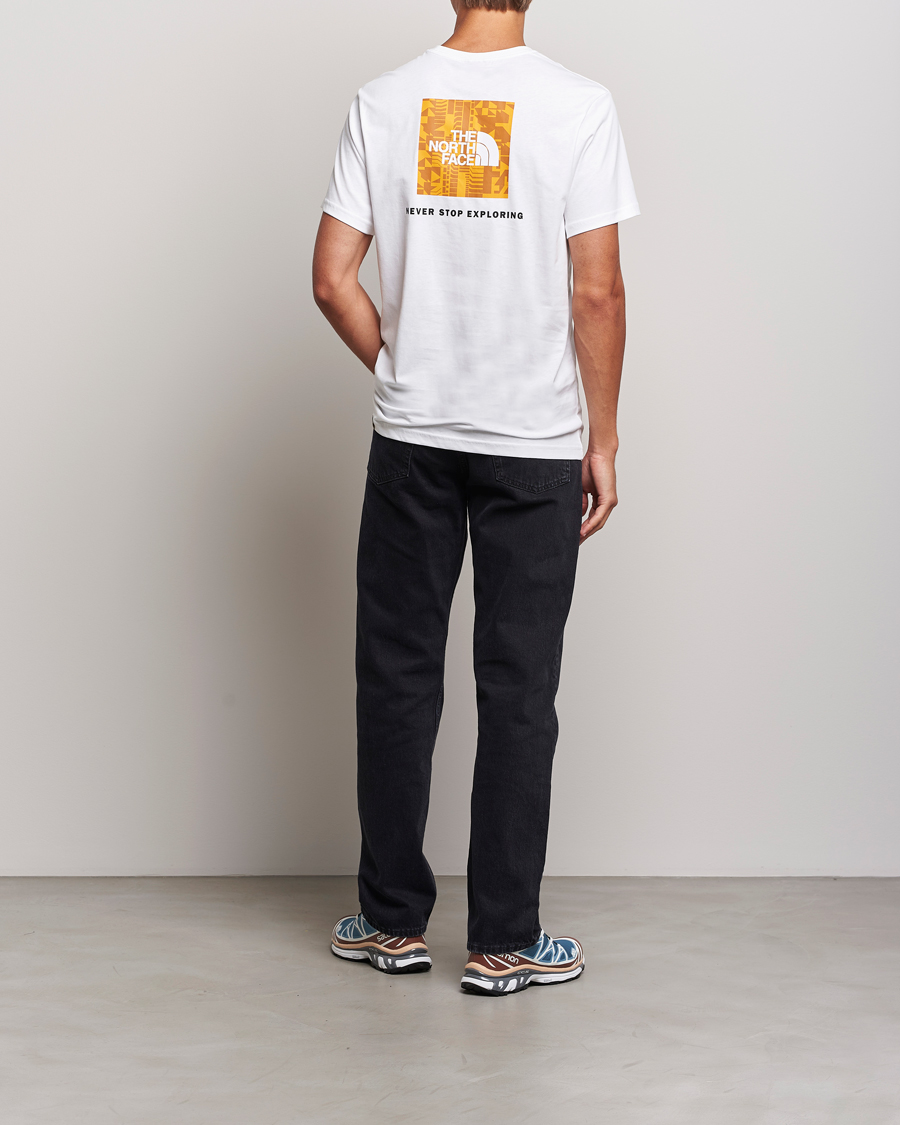 Homme | T-shirts | The North Face | Redbox Tee White/Summit Gold