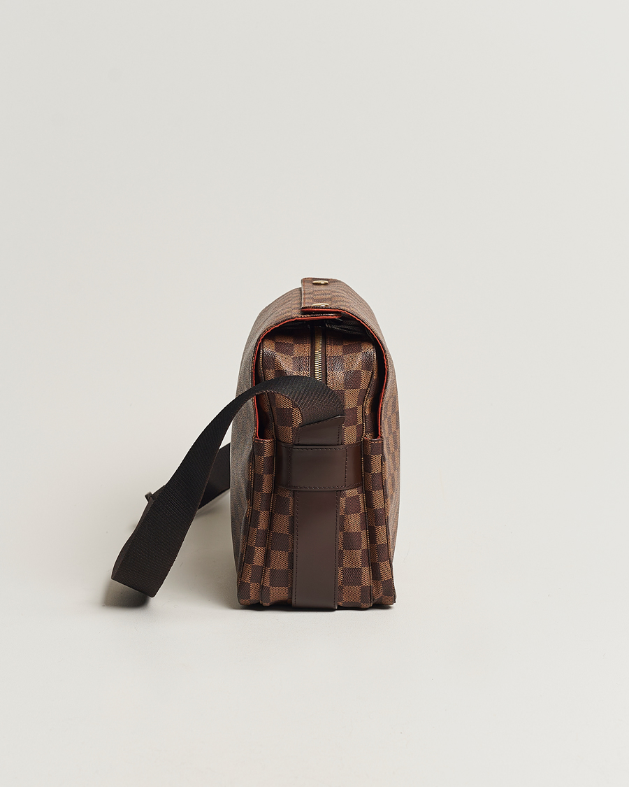 Homme | Louis Vuitton Pre-Owned Naviglio Messenger Bag Damier Ebene | Louis Vuitton Pre-Owned | Naviglio Messenger Bag Damier Ebene