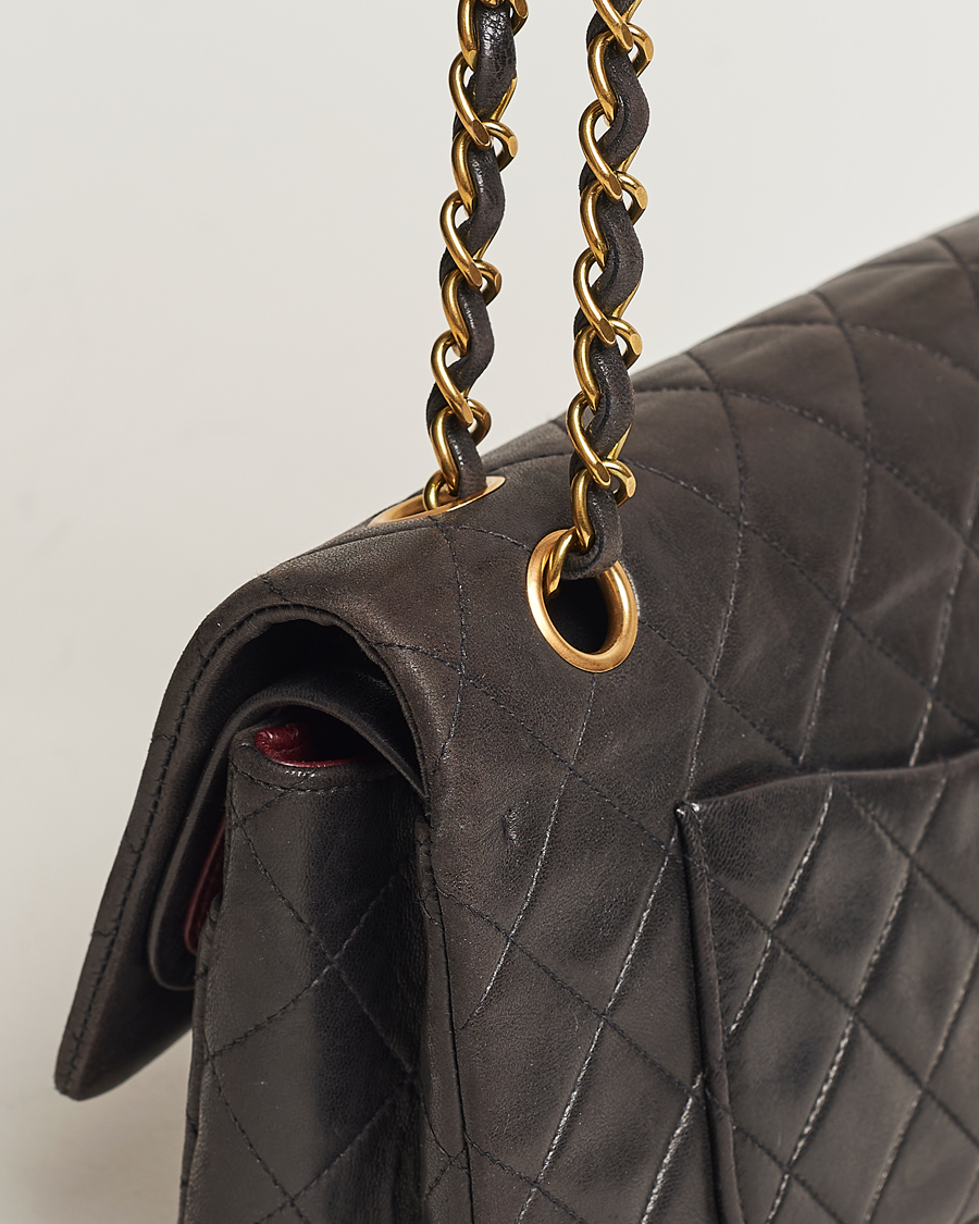 Homme | Chanel Pre-Owned Classic Medium Flap Bag Calf Leather Black | Chanel Pre-Owned | Classic Medium Flap Bag Calf Leather Black