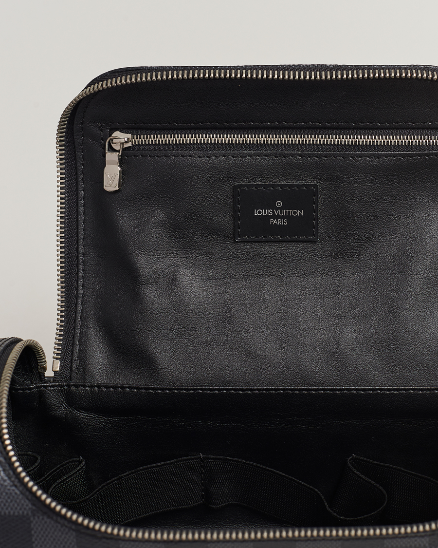 Homme | Louis Vuitton Pre-Owned Toiletry Bag Damier Graphite | Louis Vuitton Pre-Owned | Toiletry Bag Damier Graphite
