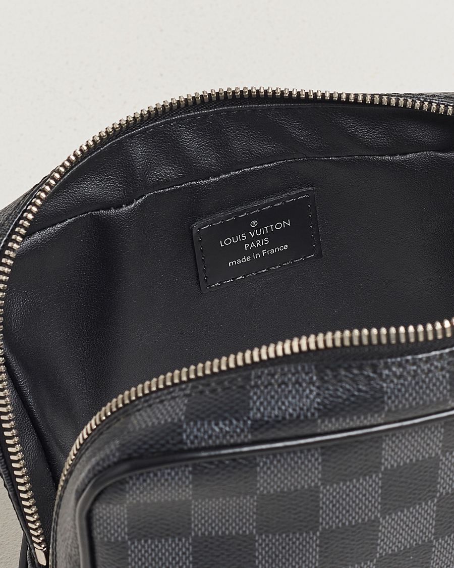 Homme | Louis Vuitton Pre-Owned Toilet Pouch PM Damier Graphite | Louis Vuitton Pre-Owned | Toilet Pouch PM Damier Graphite