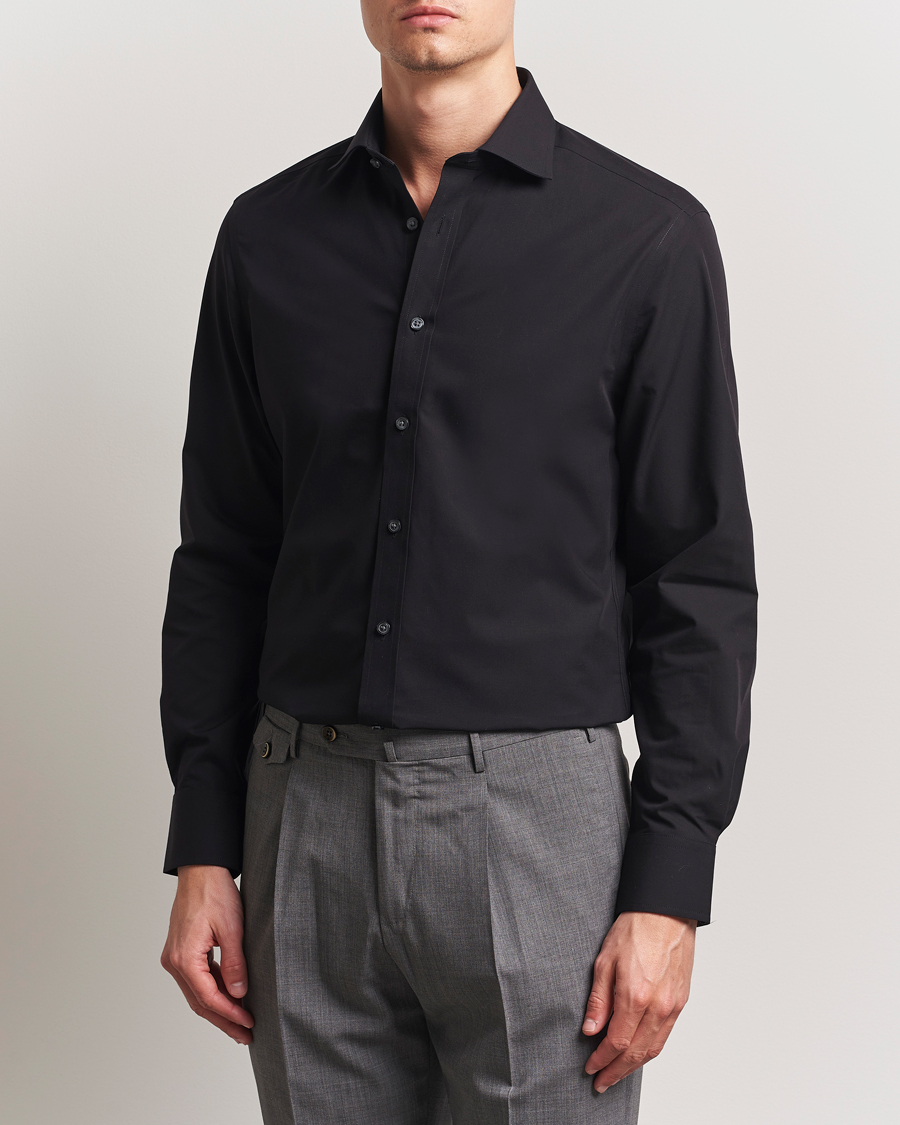 Homme | Chemises | Charles Tyrwhitt | Slim Fit Non Iron Poplin Cut Away Shirt Black