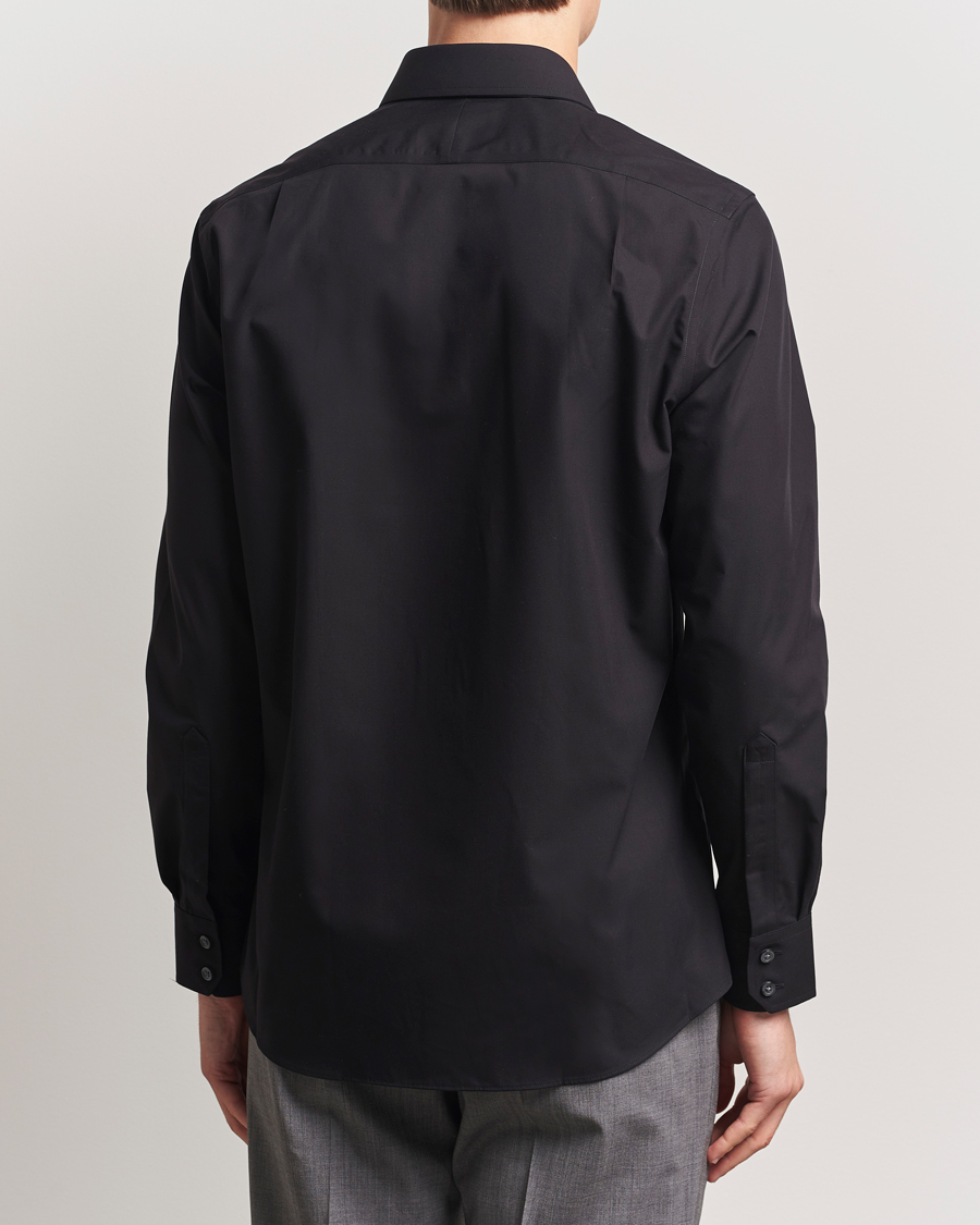 Homme | Chemises | Charles Tyrwhitt | Slim Fit Non Iron Poplin Cut Away Shirt Black