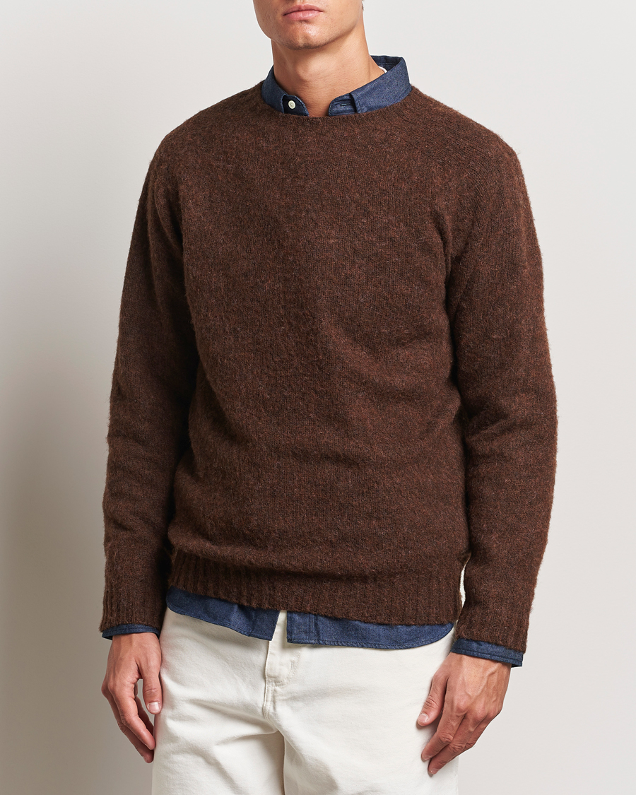 Homme | Harley Of Scotland | Harley Of Scotland | Brushed Supersoft Lambswool Crewneck Coffee