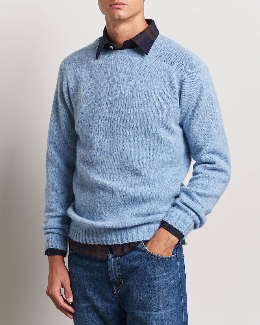 Homme | Harley Of Scotland | Harley Of Scotland | Brushed Supersoft Lambswool Crewneck Ice Sea