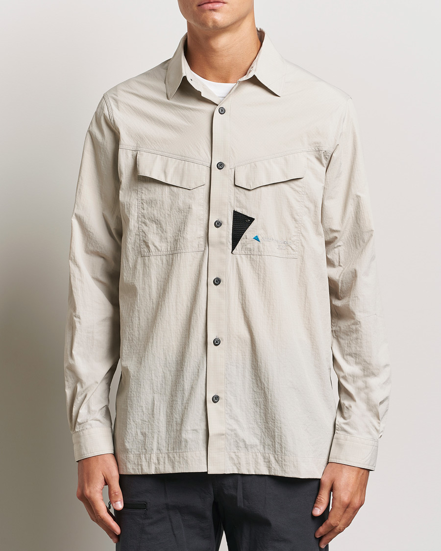 Homme | Chemises Décontractées | Klättermusen | Syn Lightweight Ripstop Shirt Silver Creme