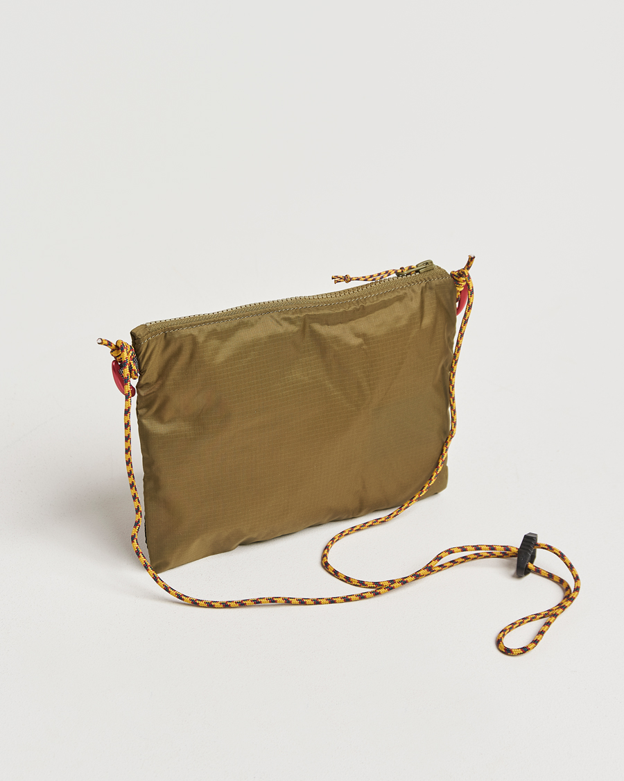 Homme |  | Klättermusen | Algir Accessory Bag Medium Olive