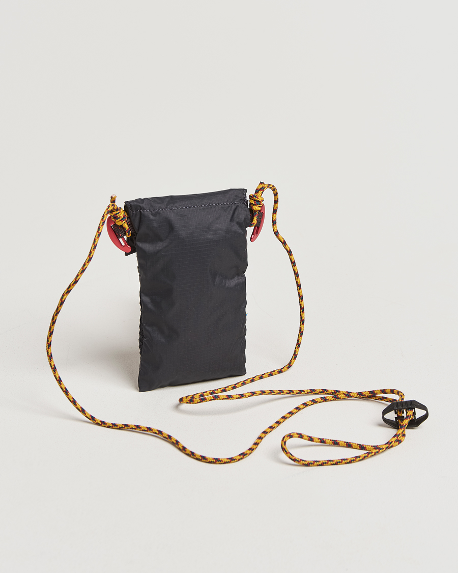 Homme |  | Klättermusen | Algir Lanyard Pocket Bag Raven