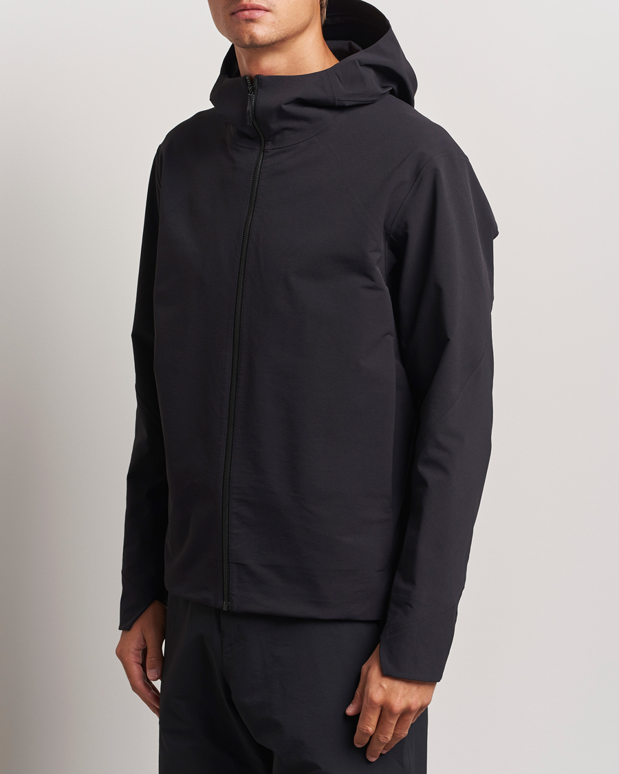 Homme |  | Arc\'teryx Veilance | Isogon GORE-TEX Hooded Shell Jacket Black