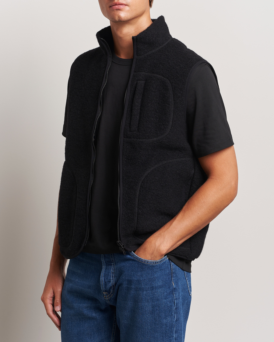 Homme | Business & Beyond - Casual | J.Lindeberg | Duncan Wool Fleece Vest Black