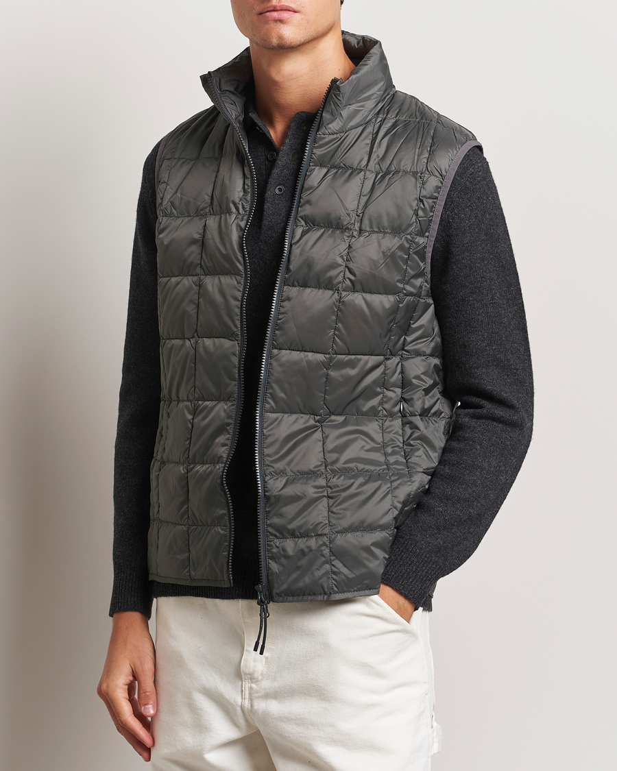 Homme |  | TAION | High Neck Full Zip Lightweight Down Vest Charcoal