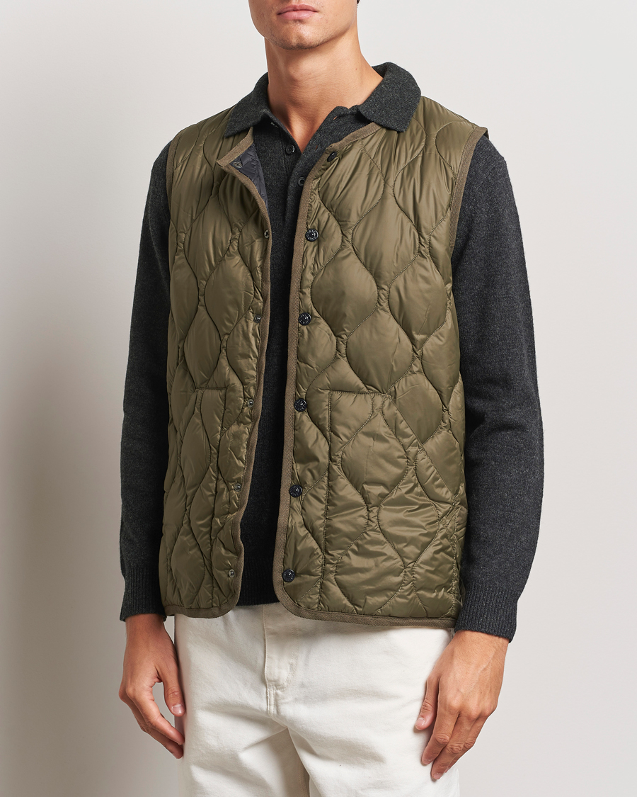 Homme | Gilets | TAION | Military Crew Neck Down Vest Dark Olive