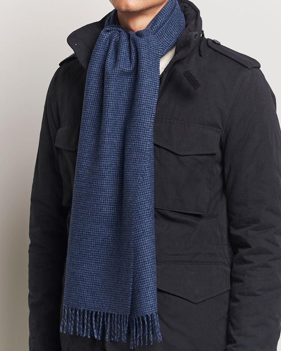 Homme |  | Amanda Christensen | Merino Wool Dogtooth Scarf Navy