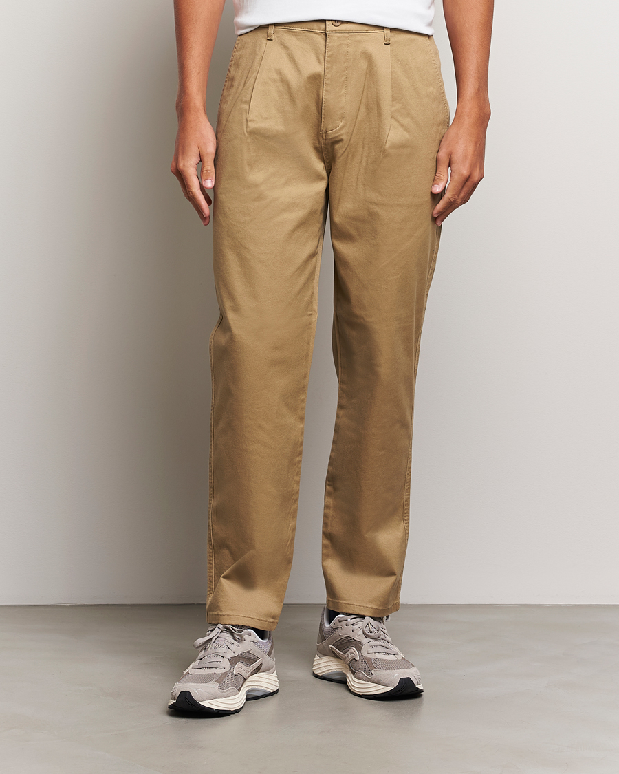Homme |  | Dockers | Original Pleated Cotton Chino Harvest Gold