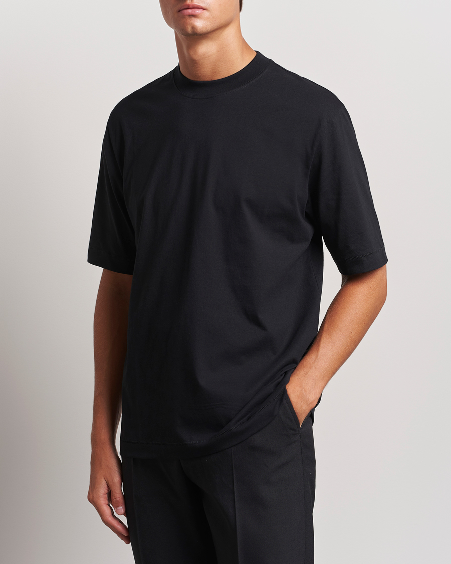 Homme |  | Filippa K | Mock Neck T-Shirt Black