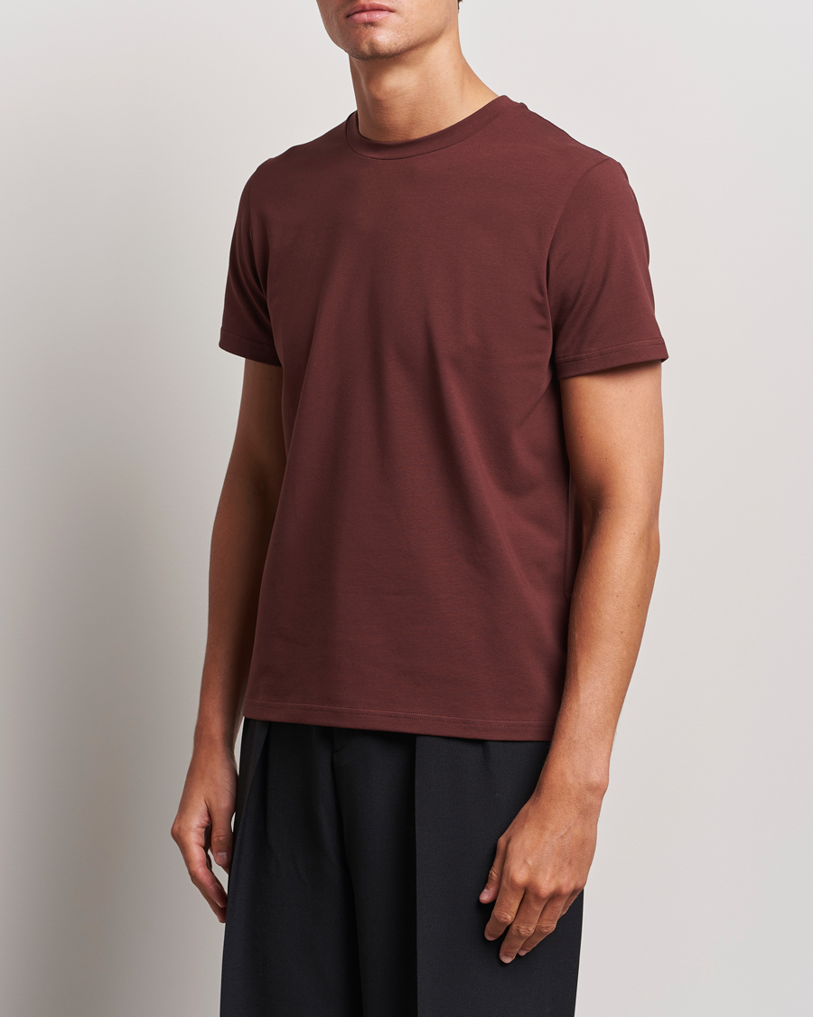 Homme |  | Filippa K | Soft Lycra T-Shirt Mahogany Brown