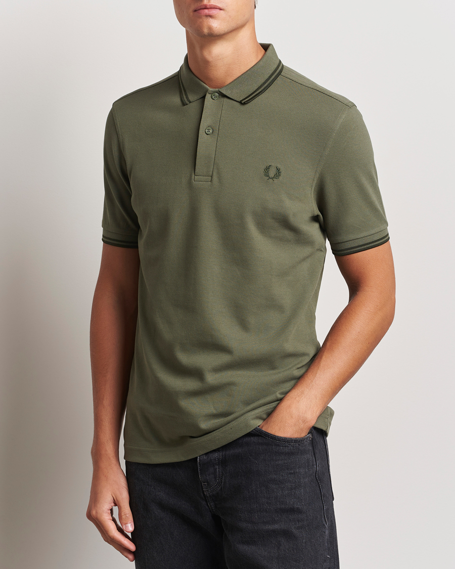 Homme |  | Fred Perry | Twin Tipped Shirt Laurel Green