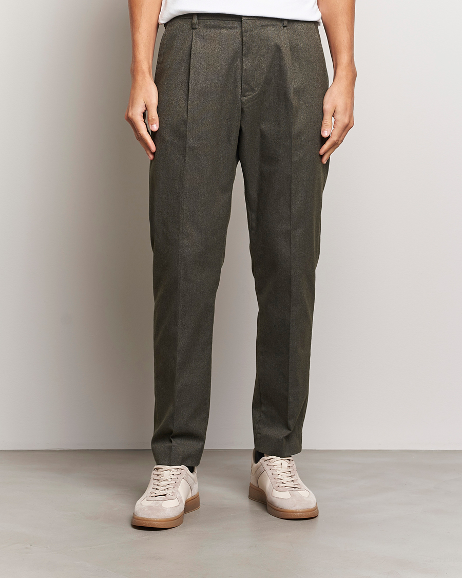 Homme |  | NN07 | Bill Pleated Brushed Cotton Trousers Dark Army