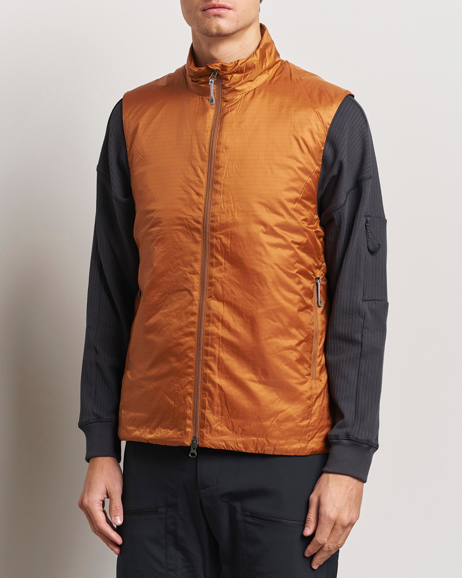 Homme |  | Houdini | Dunfri Primaloft Padded Vest Rust Brown