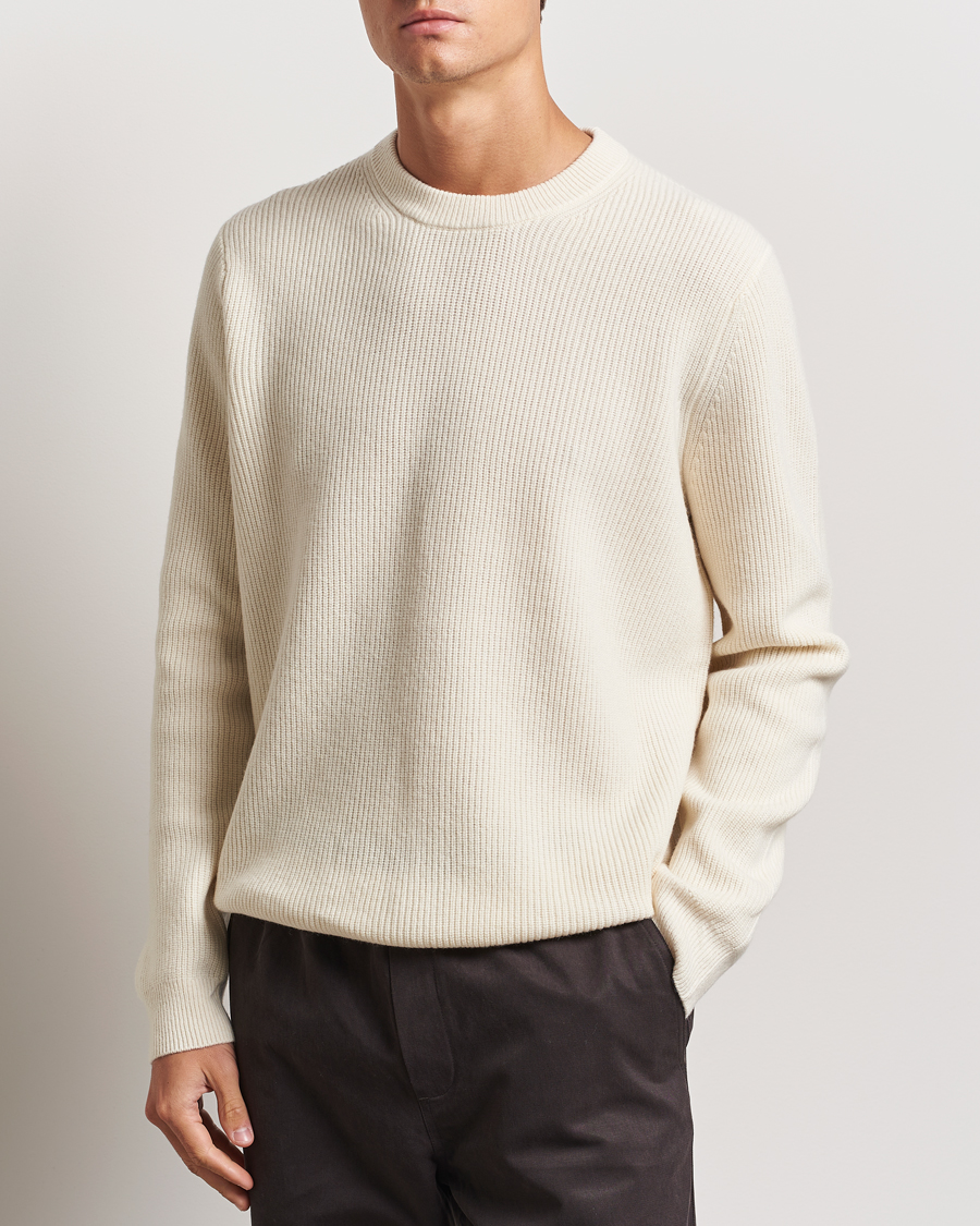 Homme |  | Samsøe Samsøe | Isaks Knitted Crew Neck Clear Cream