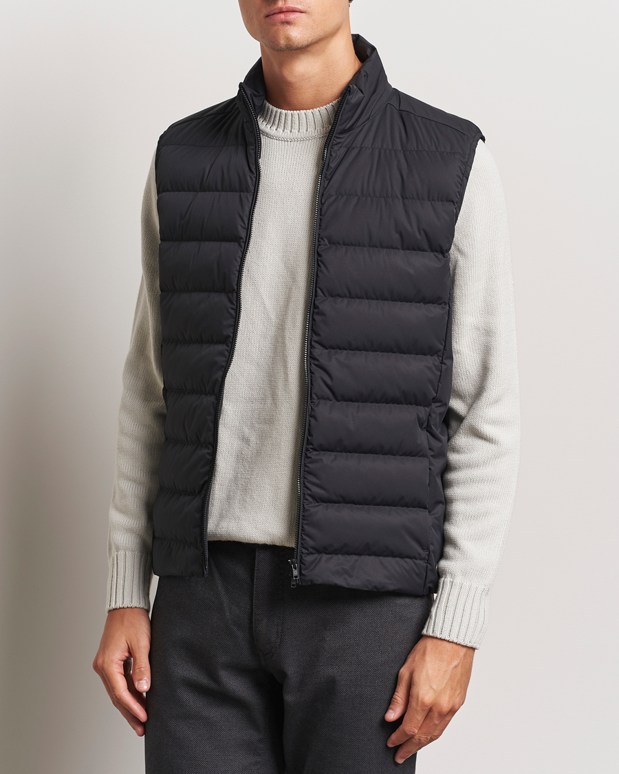 Homme |  | Scandinavian Edition | Ratio II Down Padded Vest Onyx