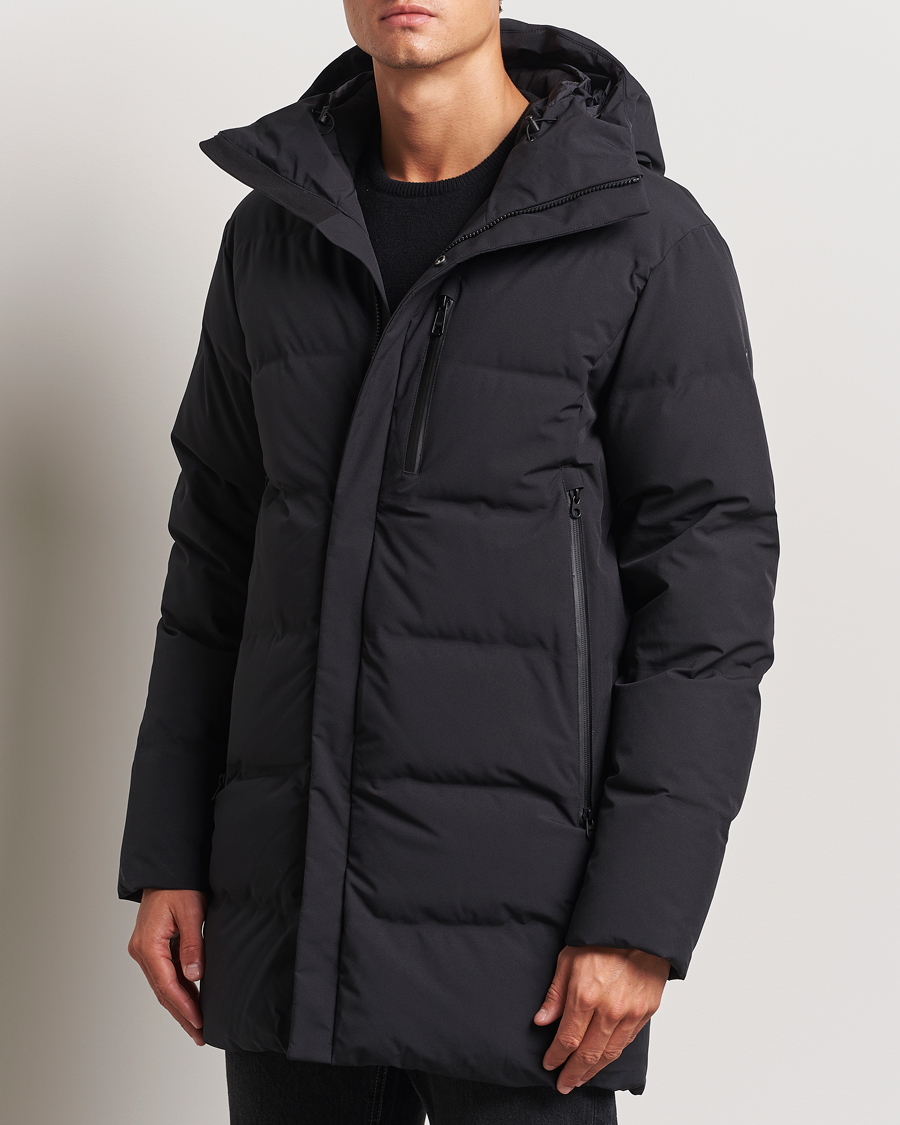 Homme |  | Scandinavian Edition | Radian Hooded Parka Onyx