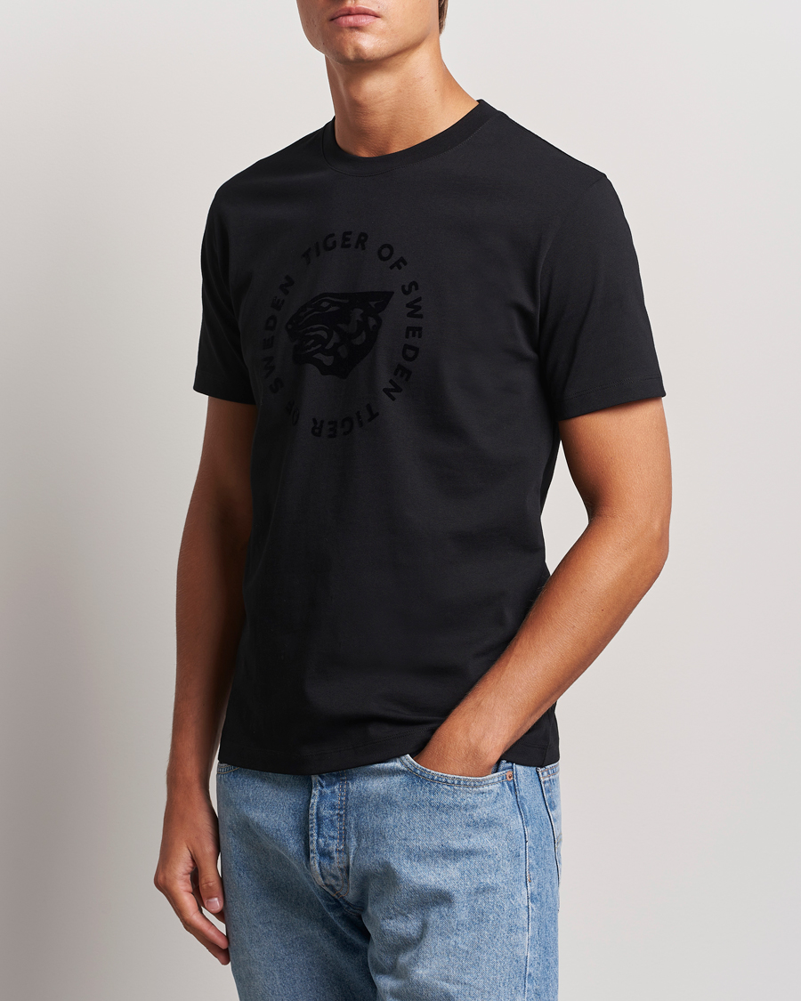 Homme |  | Tiger of Sweden | Dillan Logo Crew Neck T-Shirt Black