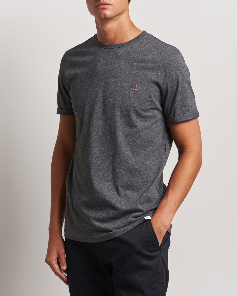 Homme | Vêtements | LES DEUX | Nørregaard T-Shirt Mountain Grey Melange