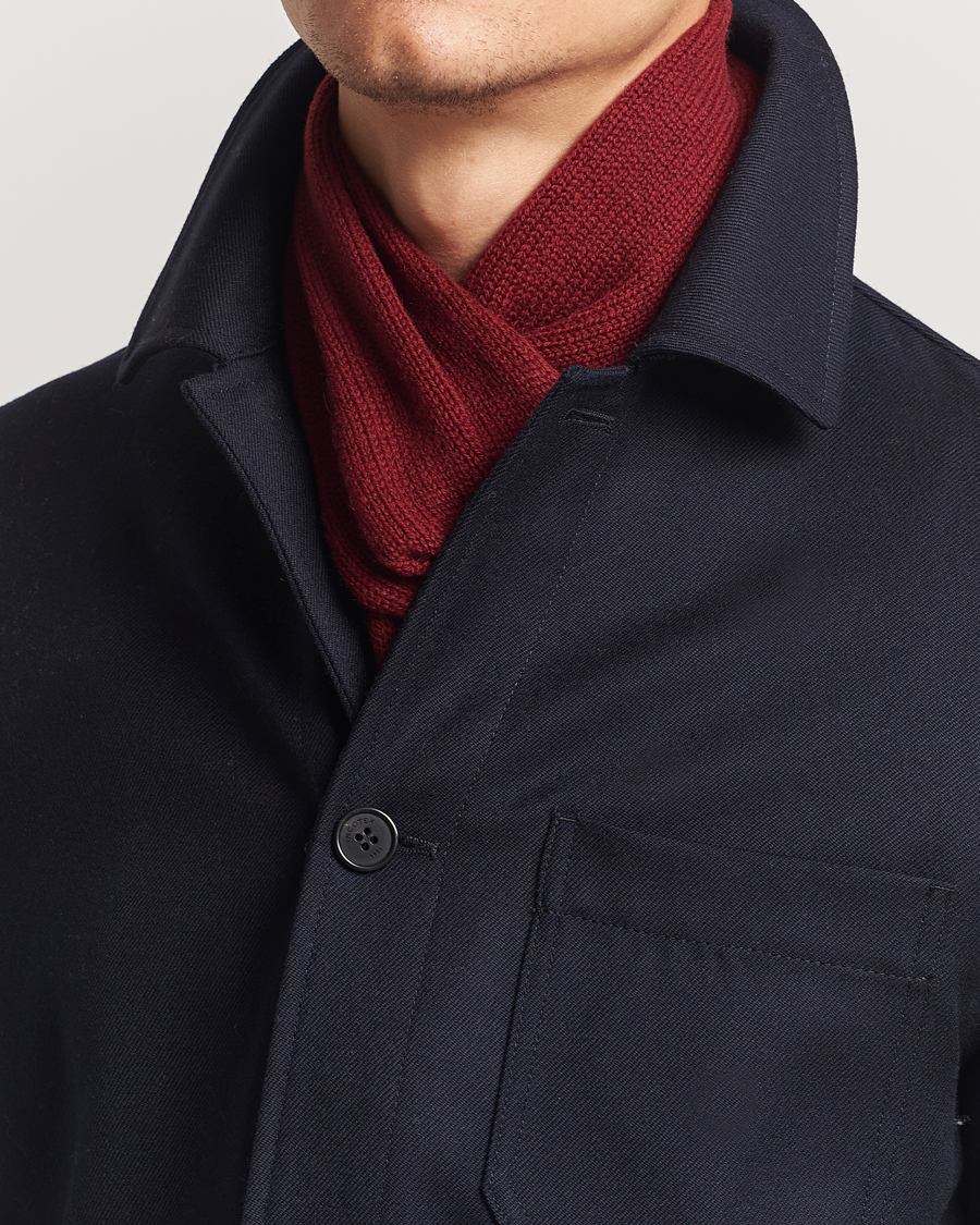 Homme |  | Piacenza Cashmere | Short Loop Cashmere Scarf Burgundy