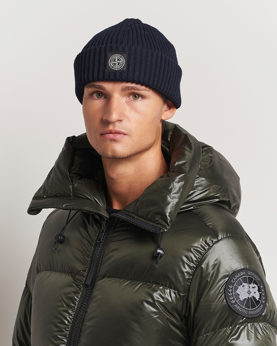 Homme | Bonnets | Stone Island | Full Rib Wool Beanie Navy Blue