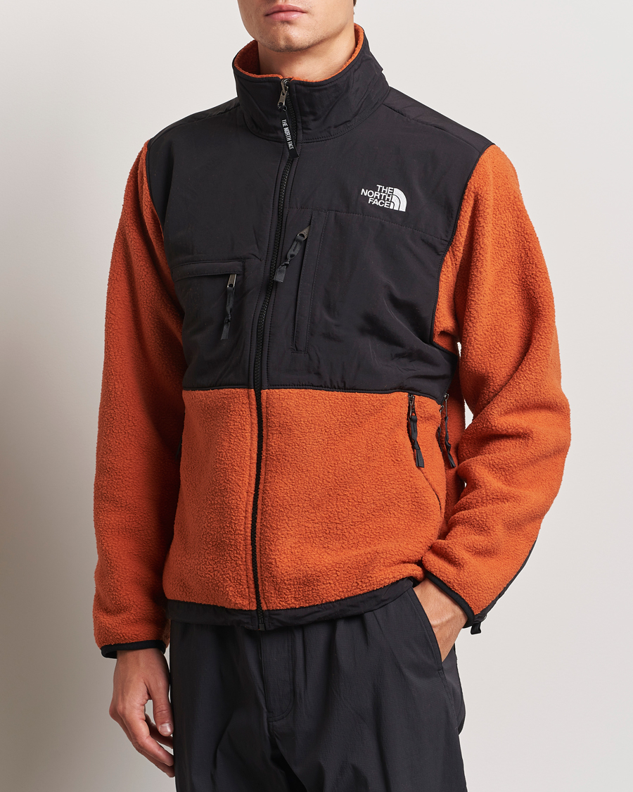 Homme |  | The North Face | Retro Denali Jacket Black/Orange