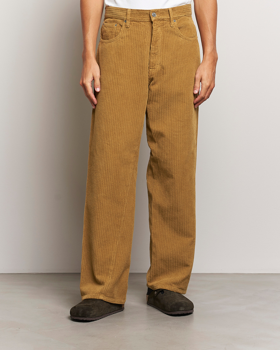 Homme | Pantalons En Velours Côtelé | Sunflower | Wide Twist Corduroy Pants Ochre