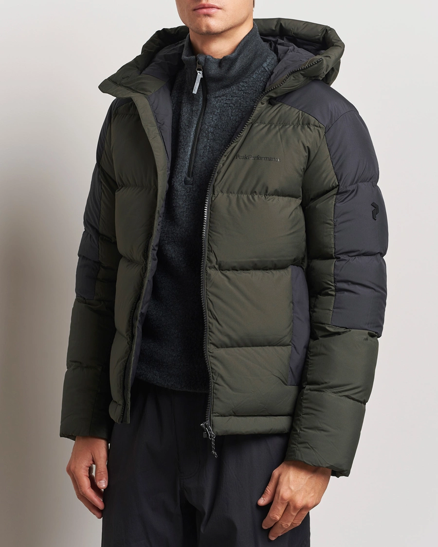 Homme |  | Peak Performance | Down Puffer Hood Jacket Olive Extreme