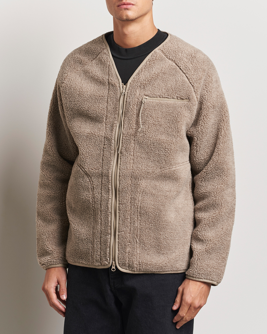 Homme |  | Peak Performance | Heavy Pile Oversized Cardigan Avid Beige