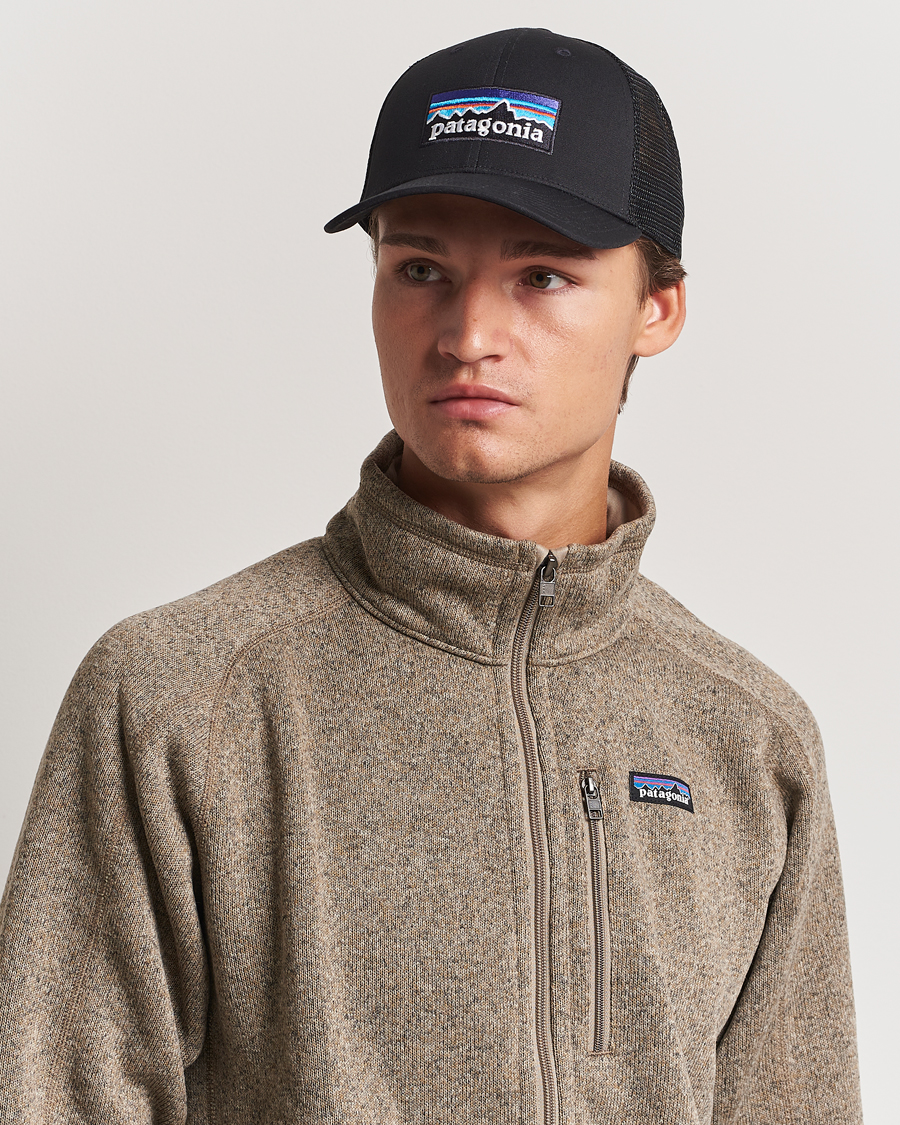 Homme |  | Patagonia | P-6 Logo LoPro Trucker Hat Black